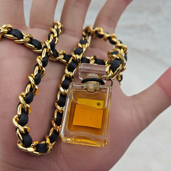 Chanel Coco Perfume Motif Fashion Necklace - Picture 11 of 16